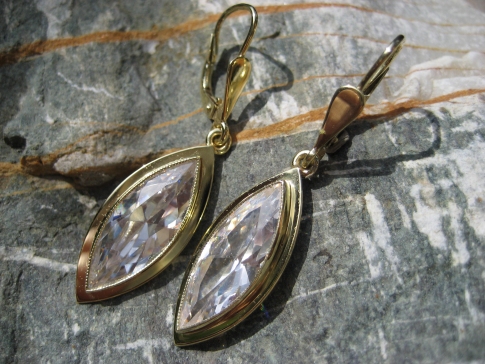 Náušnice + kubický zirkon 20x8mm